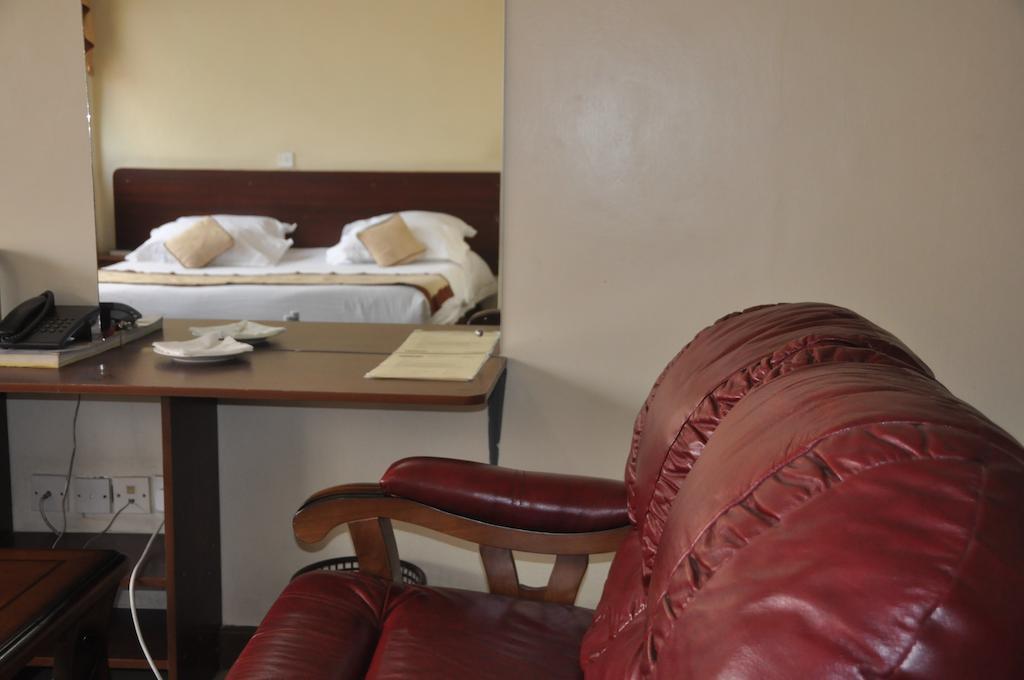 Hotel Central Park ไนโรบี ภายนอก รูปภาพ